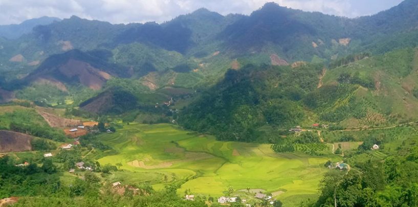 Hang Nặm Pạu, nét đẹp nguyên sơ