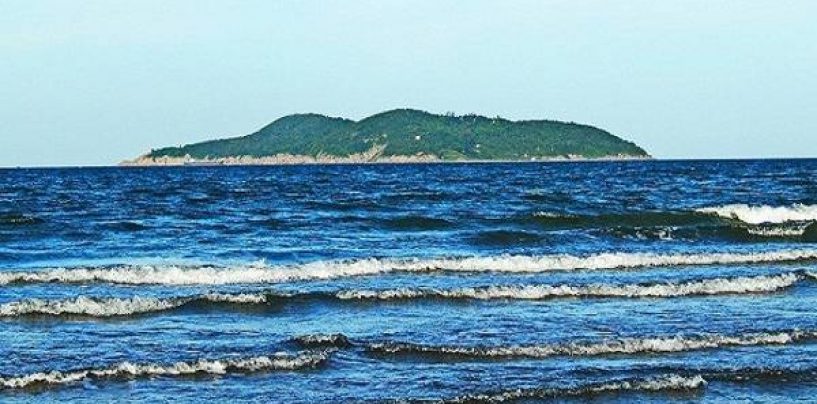 Đảo Hòn Ngư, thiên đường bãi đá sỏi ít người biết ở Nghệ An