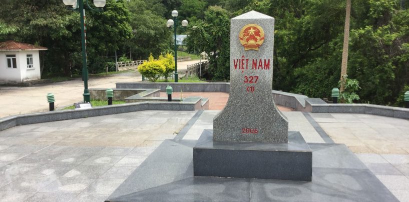 Mốc biên giới Việt Nam Lào từ 301-400